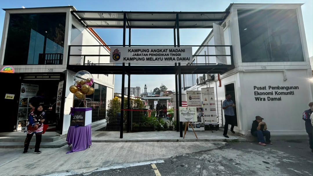 Penglibatan Komuniti Wira Damai